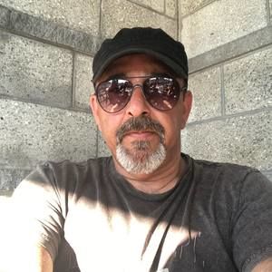 Meet your Posher, Dominic